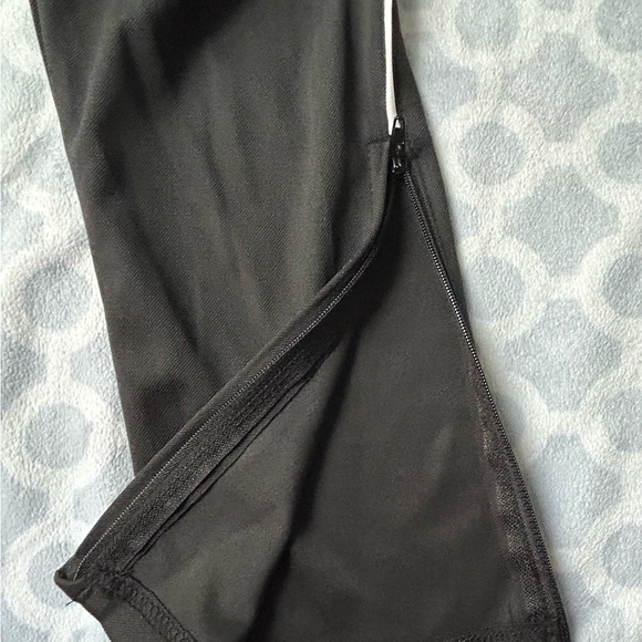 Boys Training Soccer Pants with White Stripe - Picture 5 of 6